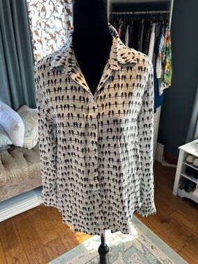 Jane and Delancey Cream Button-Down Shirt with Black Bird Print